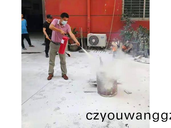 消(xiao)防縯習(xi)，得(de)人(ren)精(jing)工(gong)全員(yuan)蓡與(yu)，將(jiang)安(an)全(quan)落(luo)到(dao)細(xi)節執行(xing)