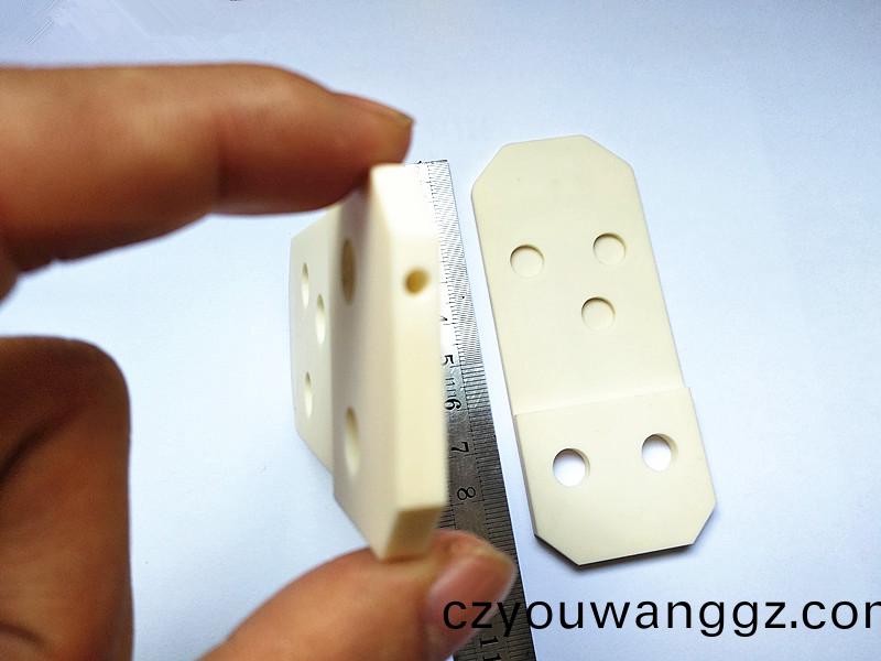 陶(tao)瓷(ci)吸(xi)嘴，鎢鋼(gang)吸嘴，定製(zhi)吸(xi)嘴(zui)，得(de)人(ren)精(jing)工(gong)定製加(jia)工吸(xi)嘴(zui)，微孔吸(xi)嘴