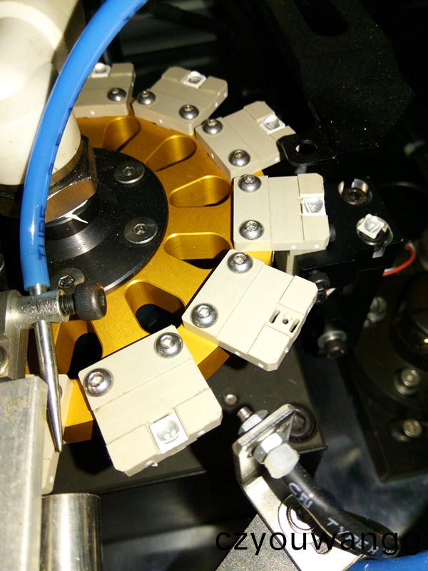 陶瓷(ci)吸嘴(zui)，鎢(wu)鋼吸(xi)嘴(zui)，定(ding)製吸(xi)嘴(zui)，得人精工定製加(jia)工吸(xi)嘴，微孔吸嘴(zui)