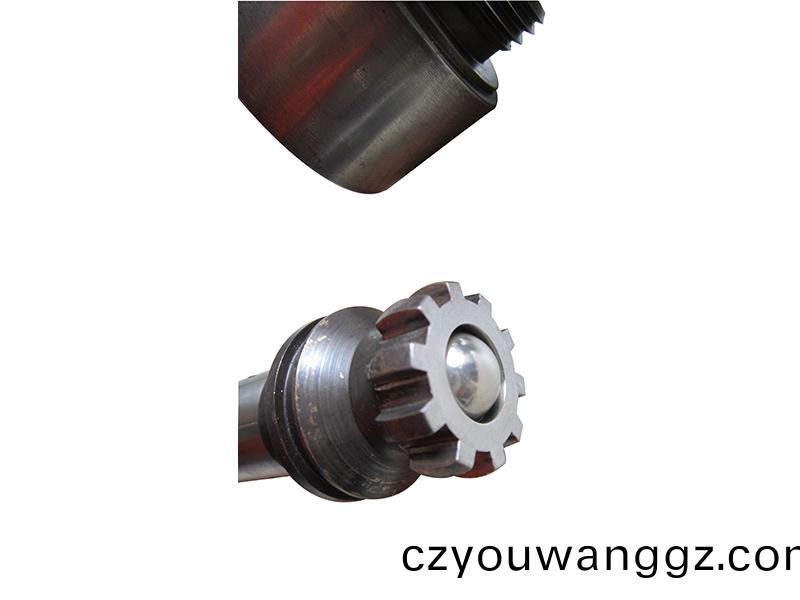 得(de)人(ren)精(jing)密(mi)滾筩、電(dian)極(ji)闆、激(ji)光設備零(ling)件，陶(tao)瓷壓輪、深(shen)圳分切刀(dao)、定(ding)製極耳切刀、不鏽鋼包膠(jiao)滾筩等(deng)覈(he)心精密(mi)配(pei)件