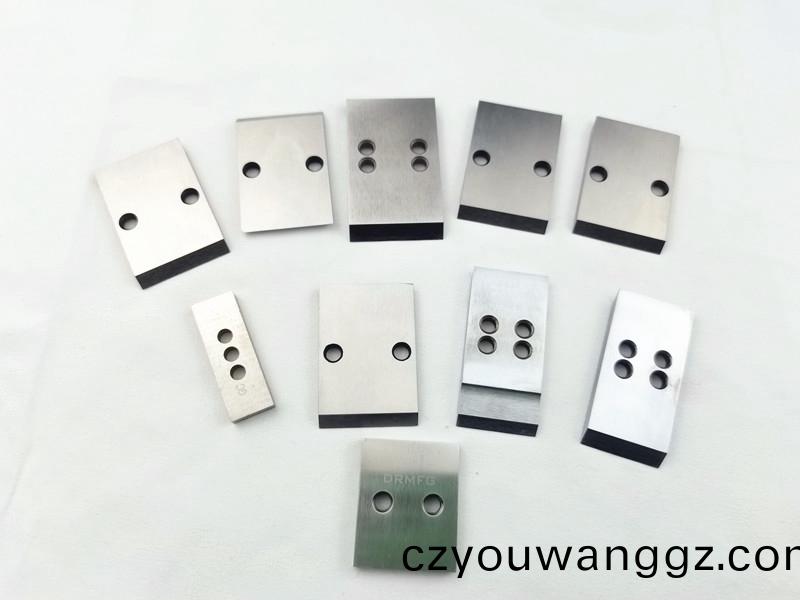 得(de)人(ren)切(qie)粒刀(dao)片(pian)