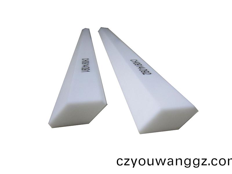 固(gu)定刀，得(de)人(ren)精(jing)工(gong)